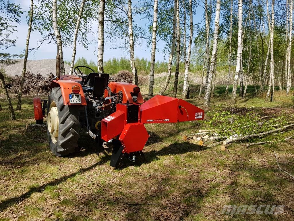 REMET Wood chipper R120 Rębak Koksnes šķeldotāji