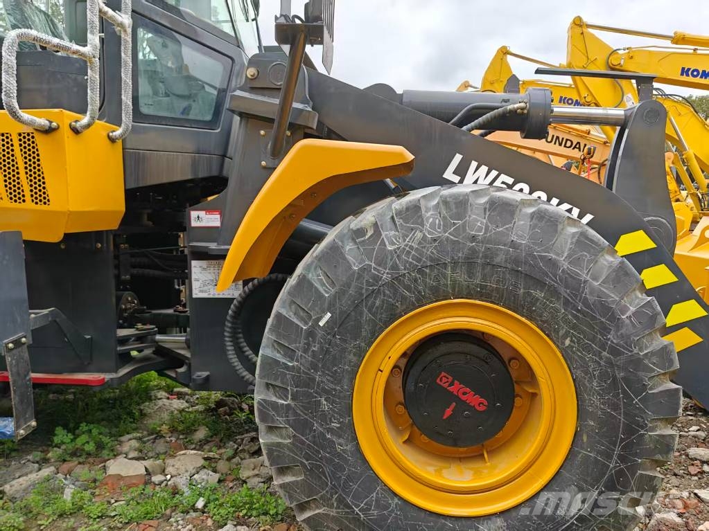 XCMG LW 500 KV Фронтальні навантажувачі