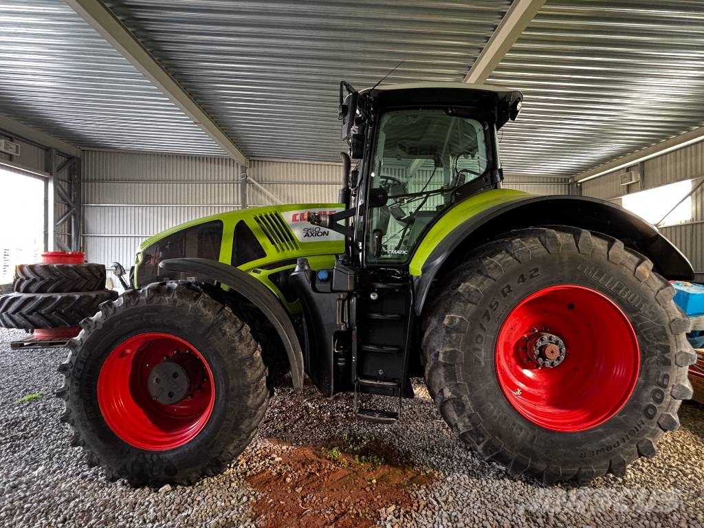 CLAAS Axion 950 Cmatic Traktorji