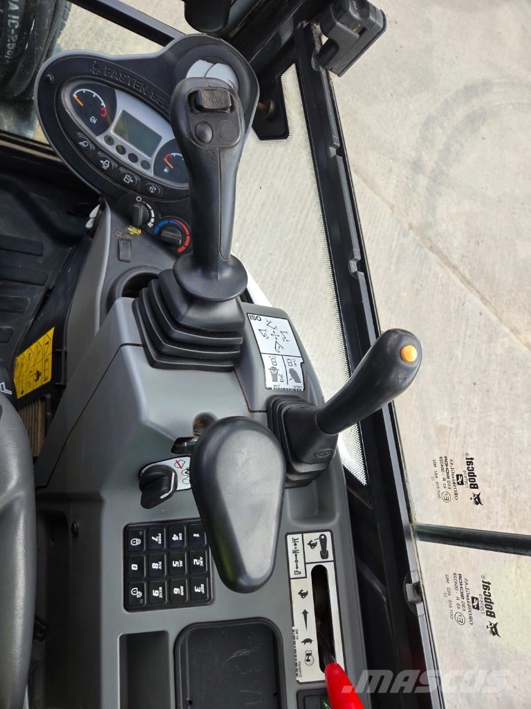 Bobcat E 27z حفارات صغيرة أقل من 7 طن (حفارات صغيرة)
