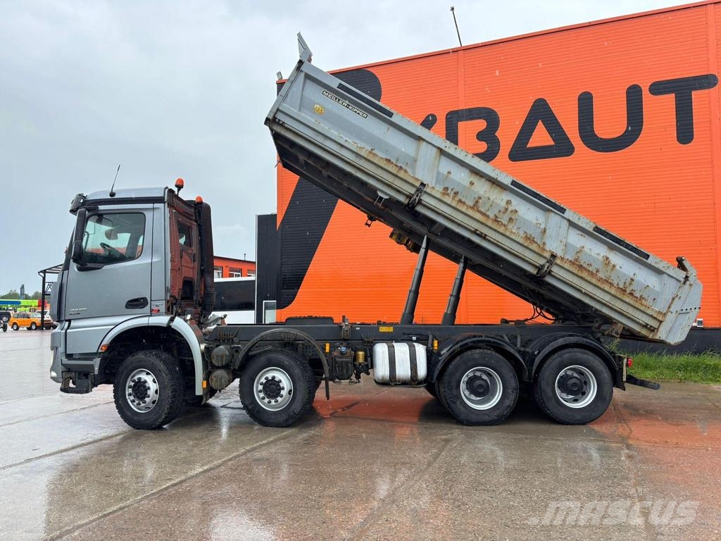 Mercedes-Benz Arocs 3235 8x4 FULL STEEL / BOX L=6230 mm 自卸式货车