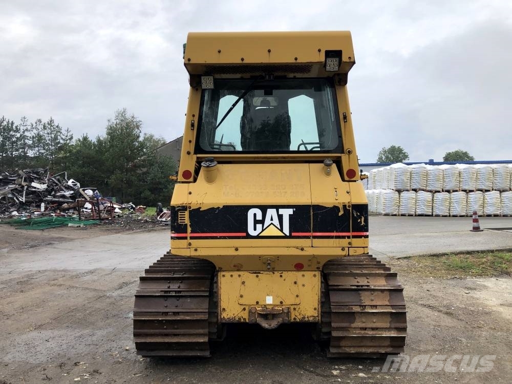 CAT D 3 G LGP Pásové dozéry