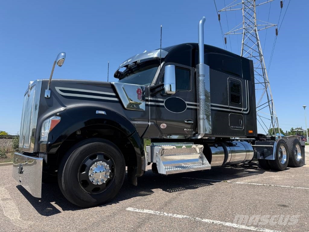 Kenworth W 990 وحدات الجر