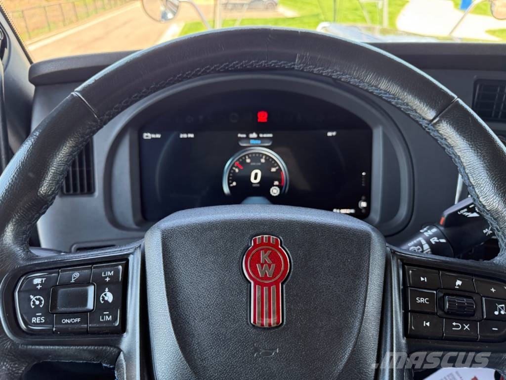 Kenworth W 990 وحدات الجر