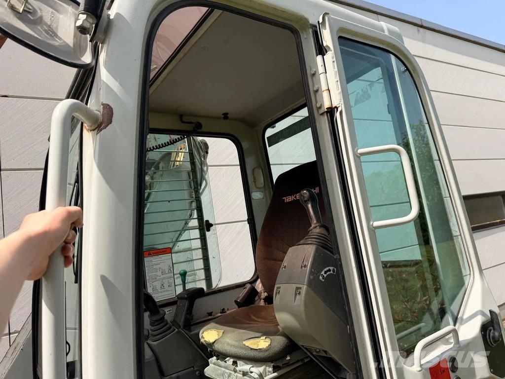 Takeuchi TB 153 FR Miniescavatori