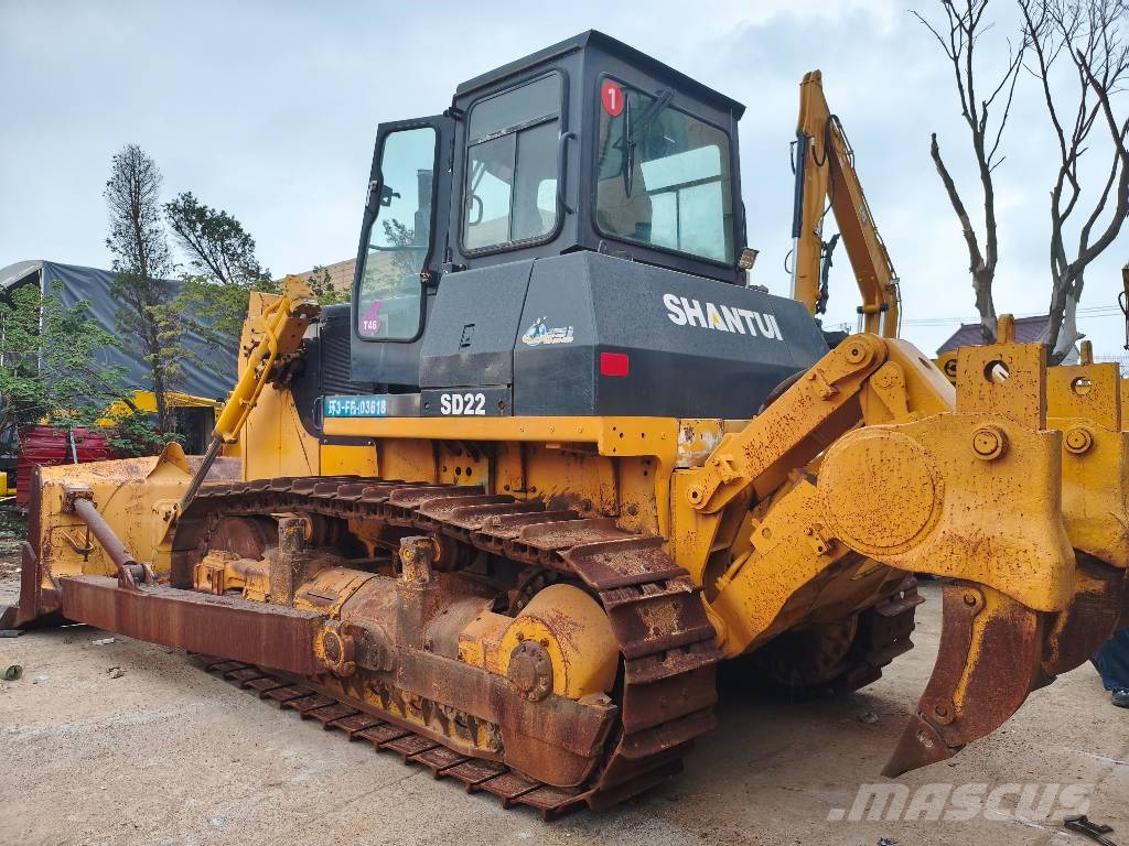 Shantui SD 22 Crawler dozers