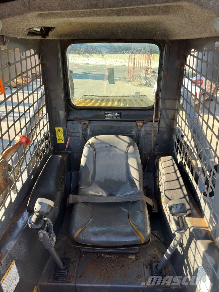New Holland C 185 Skid steer loderler
