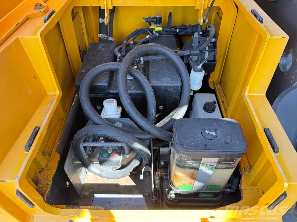 Volvo EC250EL (EC220EL) - Hammer Lines / Quick Coupler 대형 굴삭기 29톤 이상