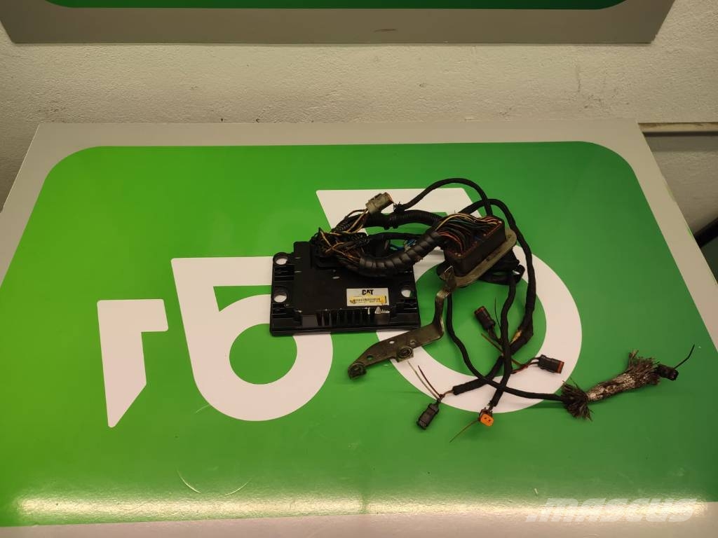 CAT 316  Computer Module Engine Controller 3045 Caterp Componentes electrónicos