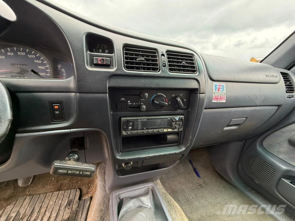 Toyota Hilux 2.4TD 4x4 Steel Suspension Pick Up Manual Ge Carros