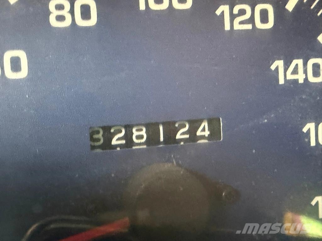 Toyota Hilux 2.4TD 4x4 Steel Suspension Pick Up Manual Ge Carros