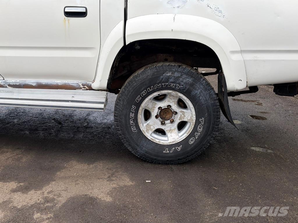 Toyota Hilux 2.4TD 4x4 Steel Suspension Pick Up Manual Ge Carros