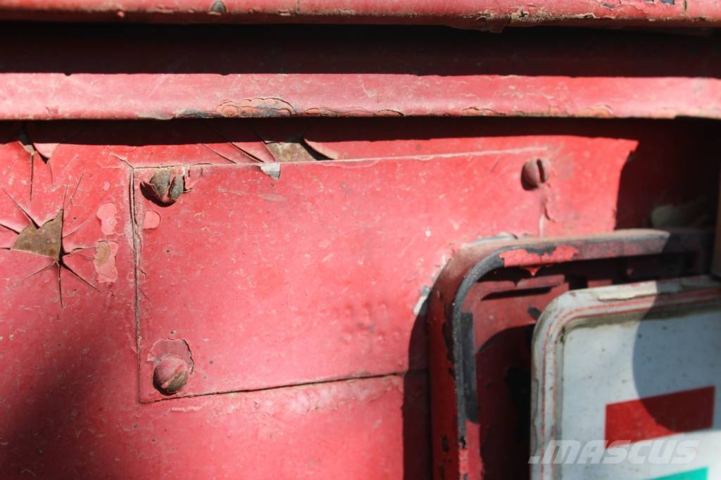 Belarus MTZ 80 Traktorok