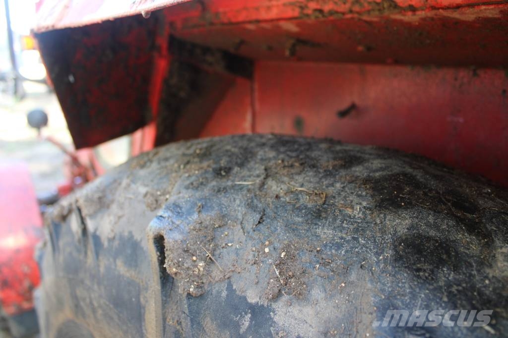 Belarus MTZ 80 Traktorok