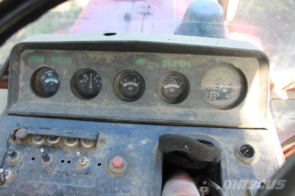Belarus MTZ 80 Traktorok