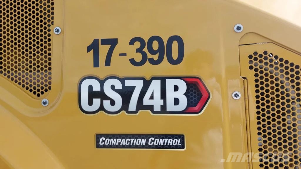 CAT CS74B Kiti volai
