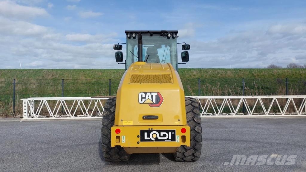 CAT CS74B Kiti volai