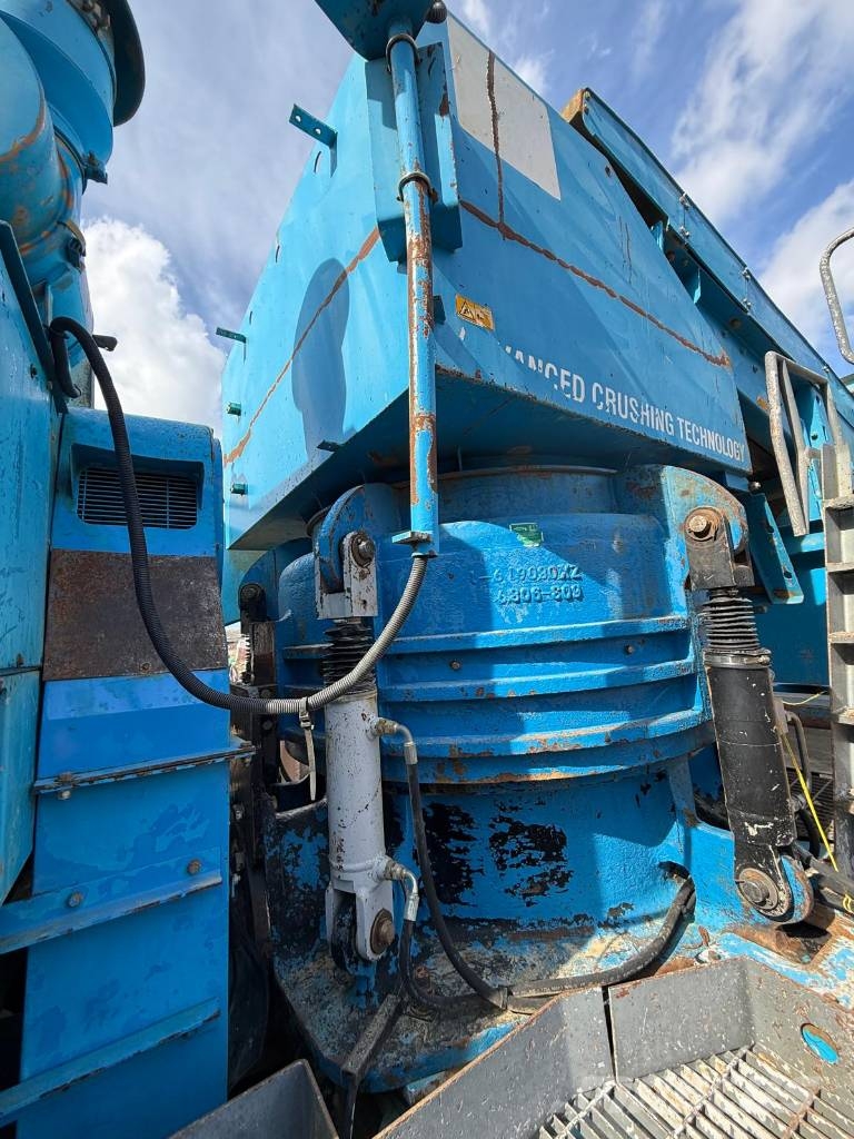 Pegson Powerscreen Maxtrak 1000SR Mobile Cone Crusher Мобільні дробарки