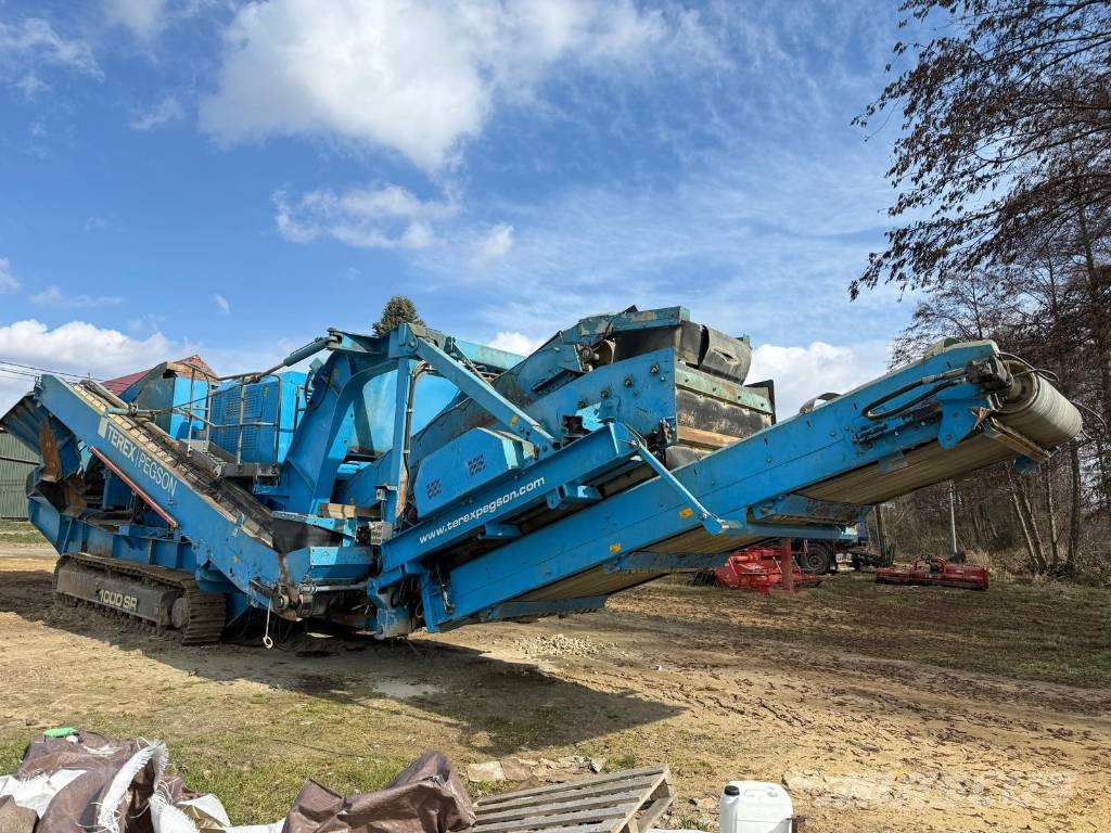 Pegson Powerscreen Maxtrak 1000SR Mobile Cone Crusher Мобільні дробарки