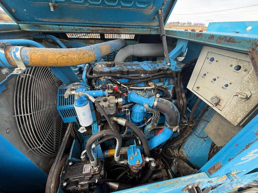 Pegson Powerscreen Maxtrak 1000SR Mobile Cone Crusher Мобільні дробарки