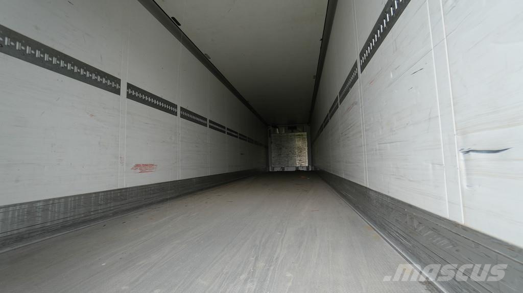 Schmitz Cargobull 3 AXLE FRIGO TRAILER WITH THERMO KING SLXi Temperature controlled semi-trailers