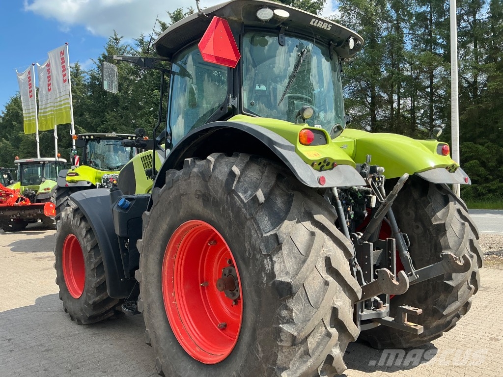 CLAAS Axion 830 CIS 트랙터