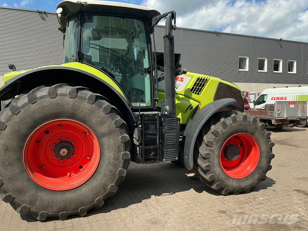 CLAAS Axion 830 CIS 트랙터