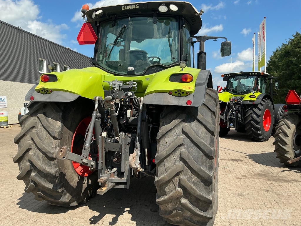 CLAAS Axion 830 CIS 트랙터