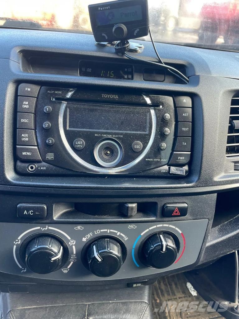 Toyota Hilux D-4D 4X4 DOUBLE CAB Airco Good Condition PKWs