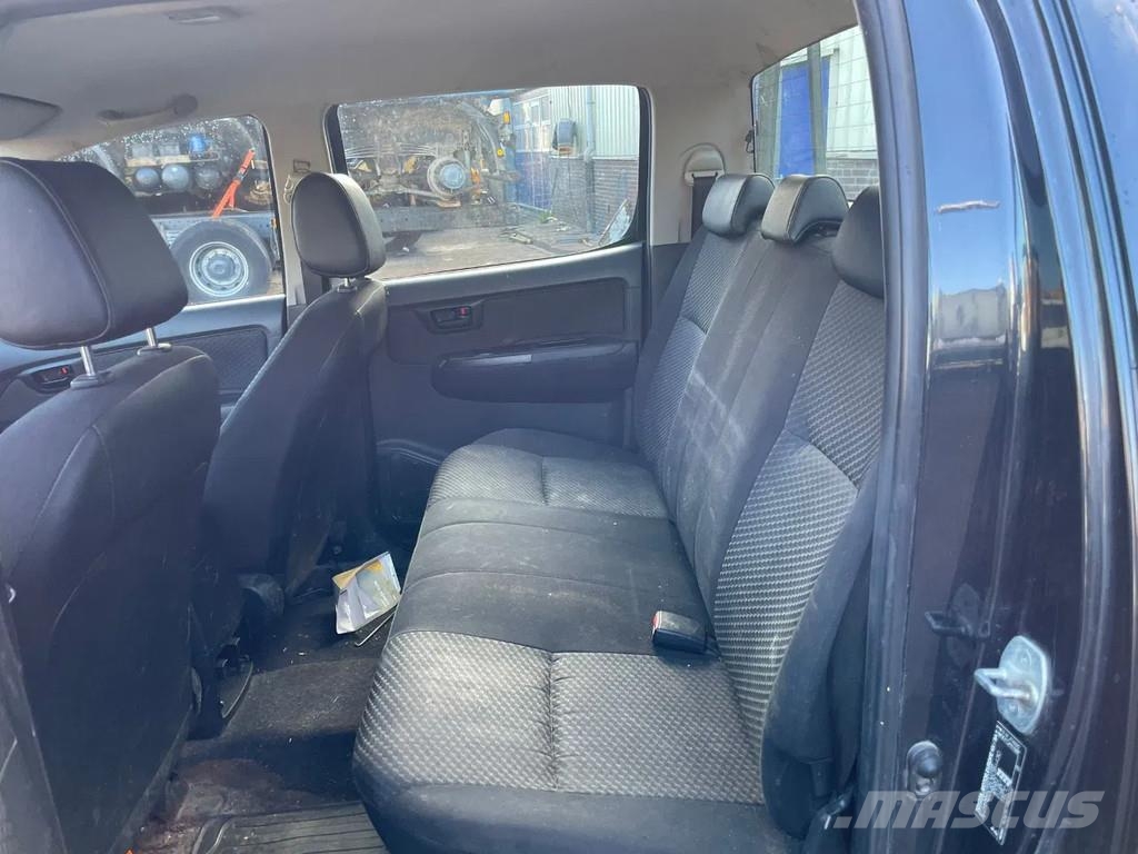 Toyota Hilux D-4D 4X4 DOUBLE CAB Airco Good Condition PKWs