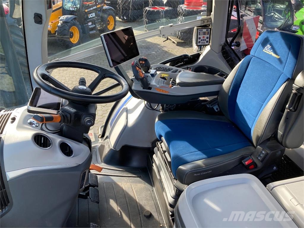 New Holland T 7.300 Auto Command Sonstige Landmaschinen