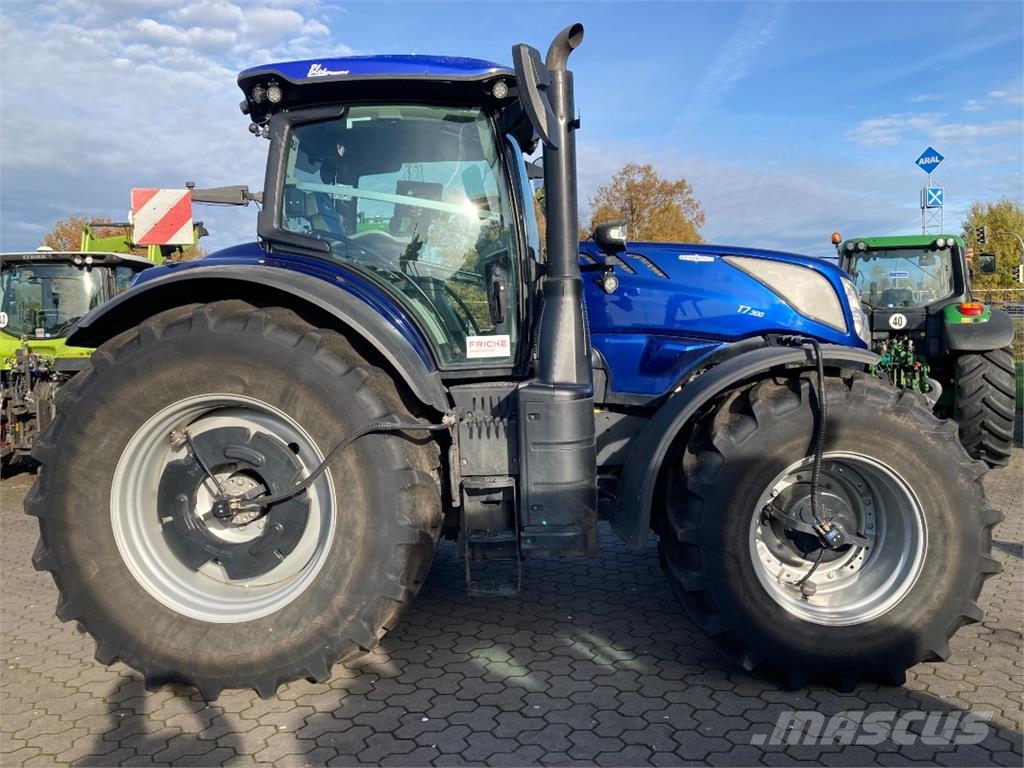 New Holland T 7.300 Auto Command Sonstige Landmaschinen