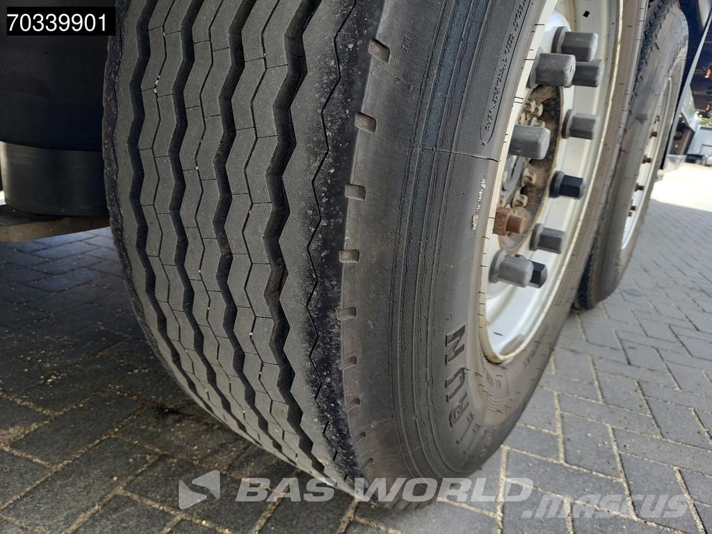 Schmitz Cargobull SCB*S3T 3 axles Poluprikolice sa ceradom