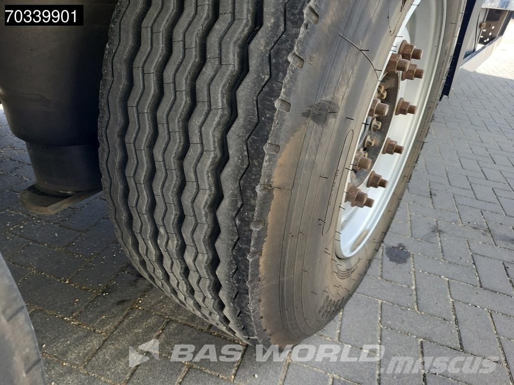 Schmitz Cargobull SCB*S3T 3 axles Poluprikolice sa ceradom