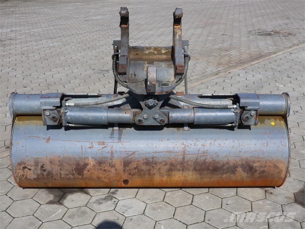 UNIVERSALLÖFFEL 2000 MM B Farm machinery