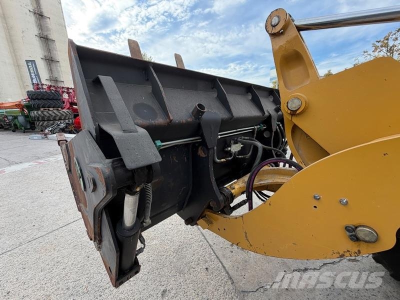 CAT 908 M Ostale poljoprivredne mašine