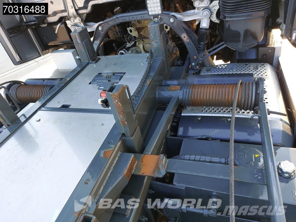 Mercedes-Benz Actros L 2848 6X2 HTS 30 tons cable system Lift-Ax Hook lift trucks