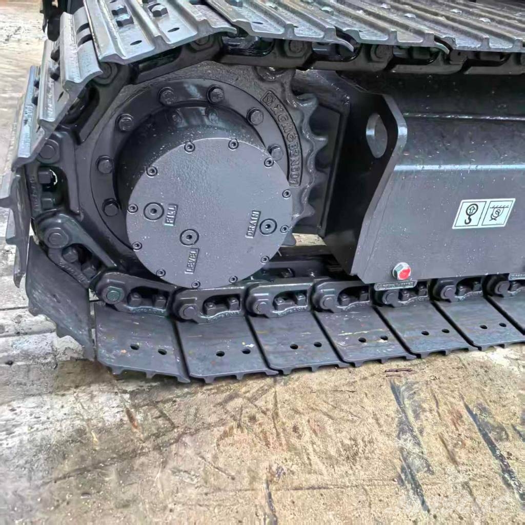 XCMG XE60GPRO Bagri goseničarji