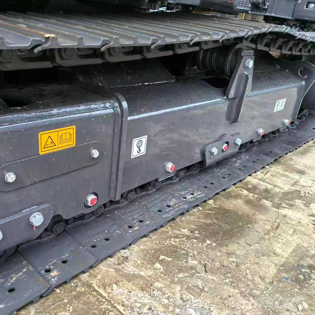 XCMG XE60GPRO Bagri goseničarji