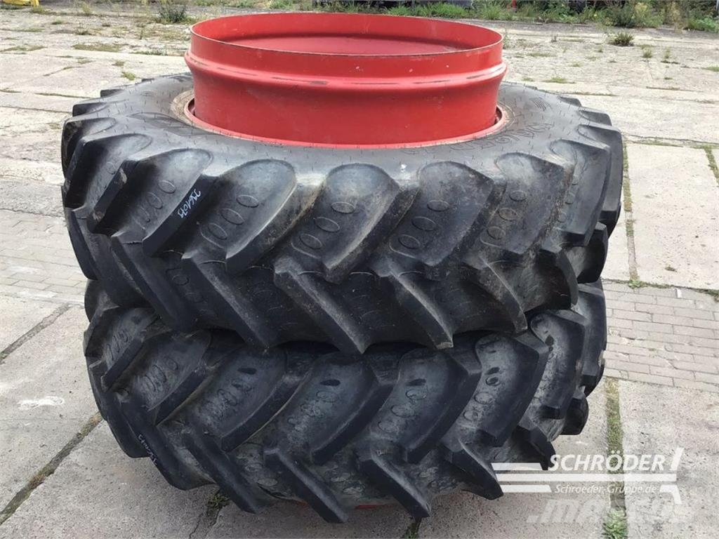 BKT 2X 520/85R42 | 2X 480/70R30 Roues jumelées