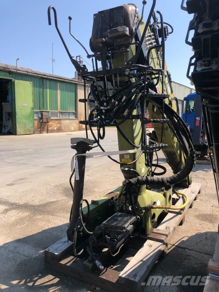 Loglift 145Z 80 A Grue forestière