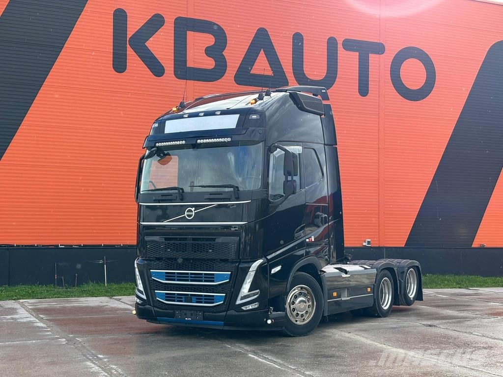 Volvo FH 500 6x2 GLOBE XL / ADR / RETARDER / DOUBLE BOGI Dragbilar