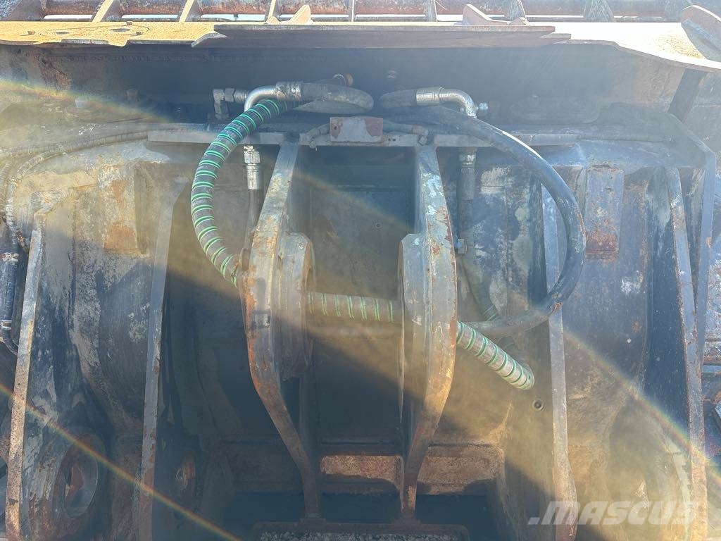 Gjerstad Sidetipp skuffe Cat 988 Cucharones