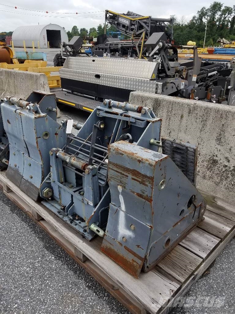Volvo Paving Products Wedge-Lock Serial 208WB6U Asphalt heaters