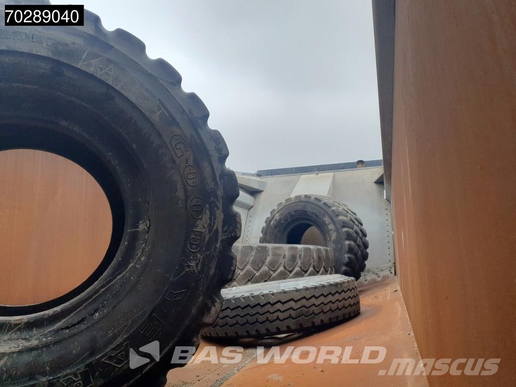 Volvo FMX 460 FMX 10X4 32m3 AJK Pusher 52tons Payload Bi 其他货车