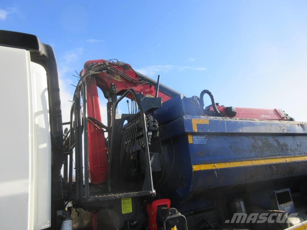 DAF CF370 Crane trucks