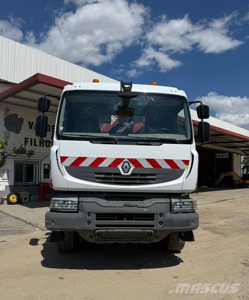 Renault Kerax 410 DXI, Crane HMF 130, remote control Camiones bañeras basculantes o volquetes