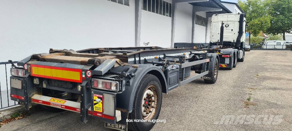 Mercedes-Benz Mercedes-Benz Actros 2551Abrollkipp KEMPF Anhänger Kontejnerski tovornjaki