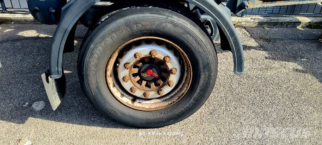 Mercedes-Benz Mercedes-Benz Actros 2551Abrollkipp KEMPF Anhänger Kontejnerski tovornjaki