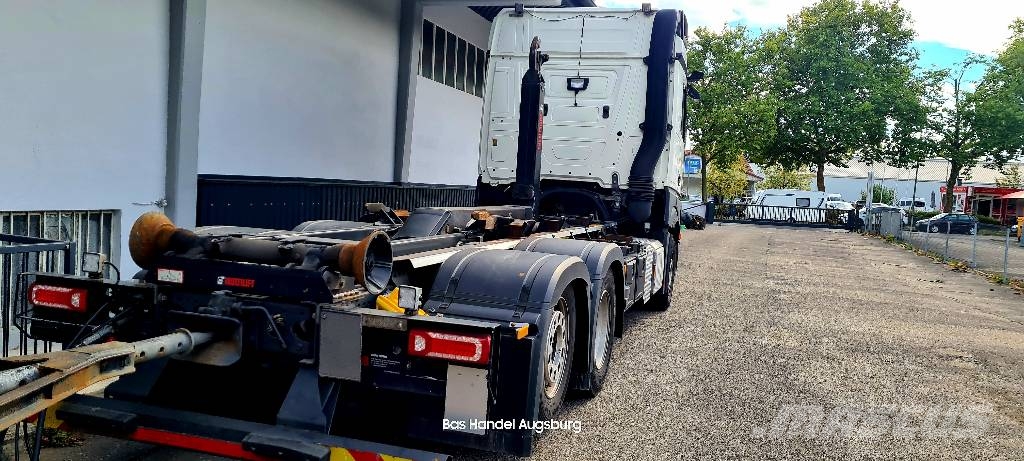 Mercedes-Benz Mercedes-Benz Actros 2551Abrollkipp KEMPF Anhänger Kontejnerski tovornjaki
